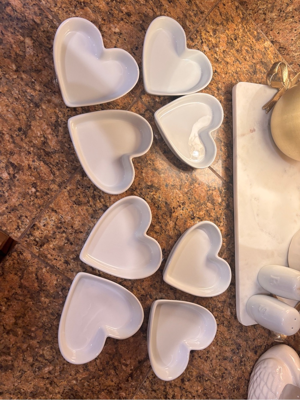 Crate & Barrel Set of 8 White Porcelain Heart Shaped Dishes Bowls Oven Microwave